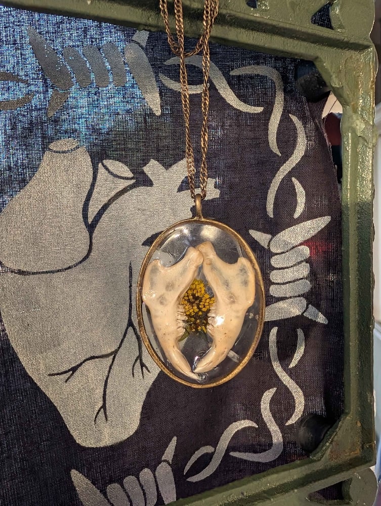 Image of jawbone pendant