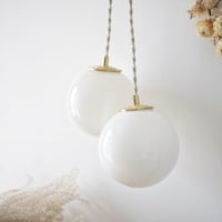 Image 3 of Baladeuse Opaline Blanche Ronde 