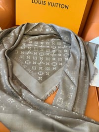 Image 17 of LV15 Scarf