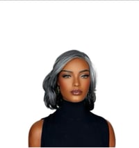 Image 2 of Lynn Chic Short Silver & Black Bob Wig — Sleek Two-Tone Style