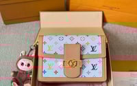 Image 9 of Lou dauphine bags (click to browse)