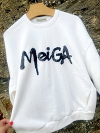 Image 4 of Suadoiro bordadoa a man. MEIGA branca. Corte oversize.
