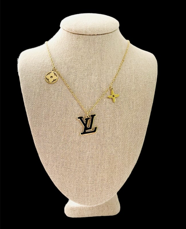 lv necklace pendant