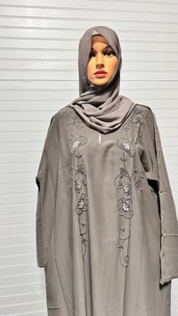 Image 3 of Batwing Close Abaya 