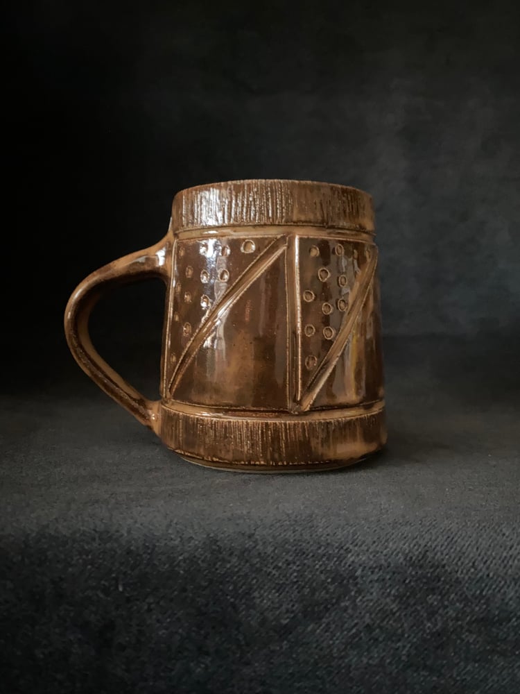 Image of Glossy Brown Tapa Coffee Mug (a)