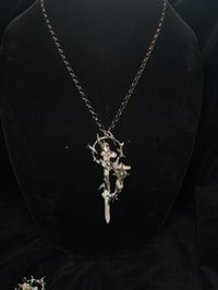 Image 3 of Pearl sigil necklace (1)