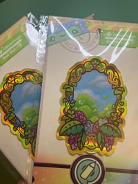 Vinyl Gold Holo Mirror Hydrangea 3in