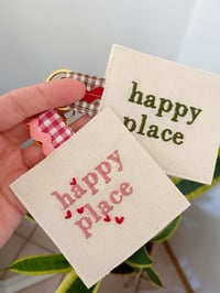 Image 1 of Portachiavi Happy Place