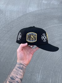 Image 6 of GOLD CHROME BLACK NEW YORK METS CUSTOM FITTED CAP