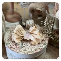 Image 1 of butter beige seam binding ribbon 4 m