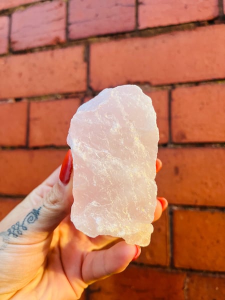 Image of Large rose quartz rough peice 