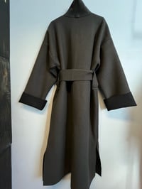 Image 12 of Lang grå/brun uldfrakke (s-xl)