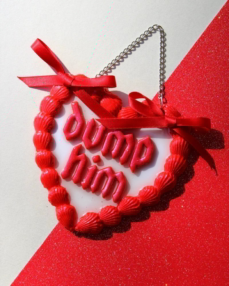 Image of White and Red VDay Cake Wall Hanging
