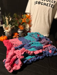 Image 5 of Ruffled Baby Blanket 