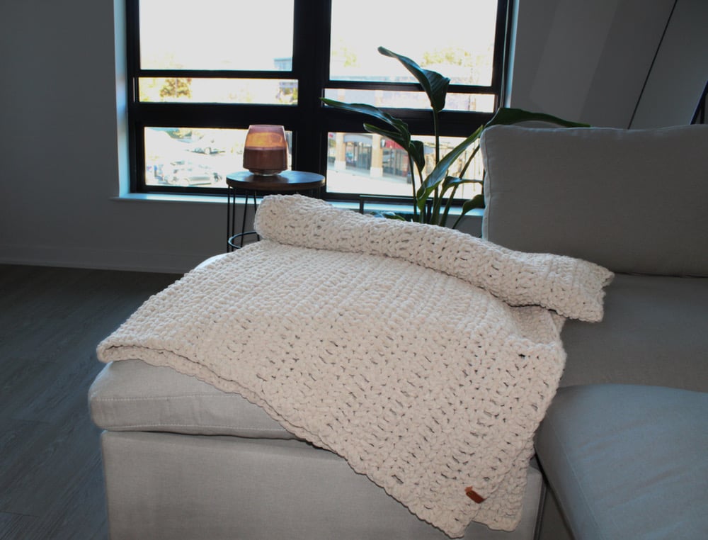 Image of Crochet Throw Blanket