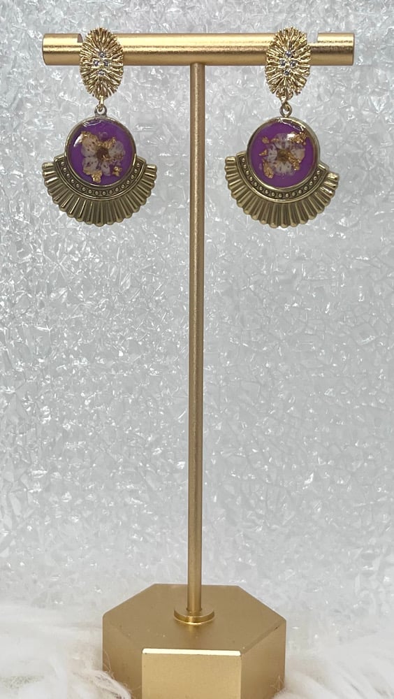 Image of FAN FLORAL PURPLE DANGLES