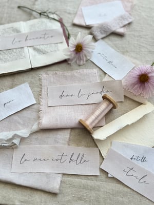 Image of Linen labels in beautiful French script