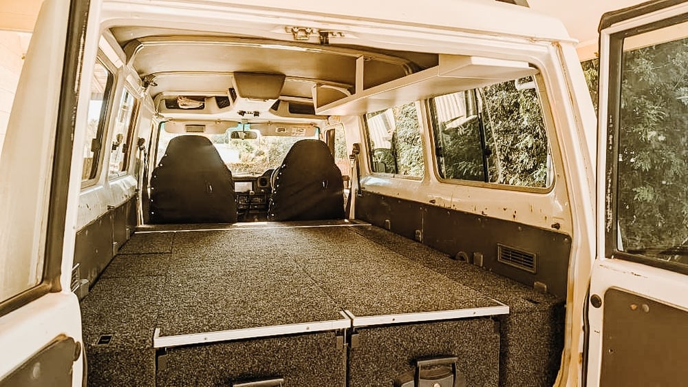 Image of Troopy Gear Full Length Shelf