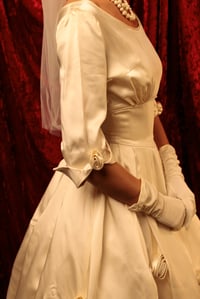 Image 10 of 1950s Flower Ballgown 