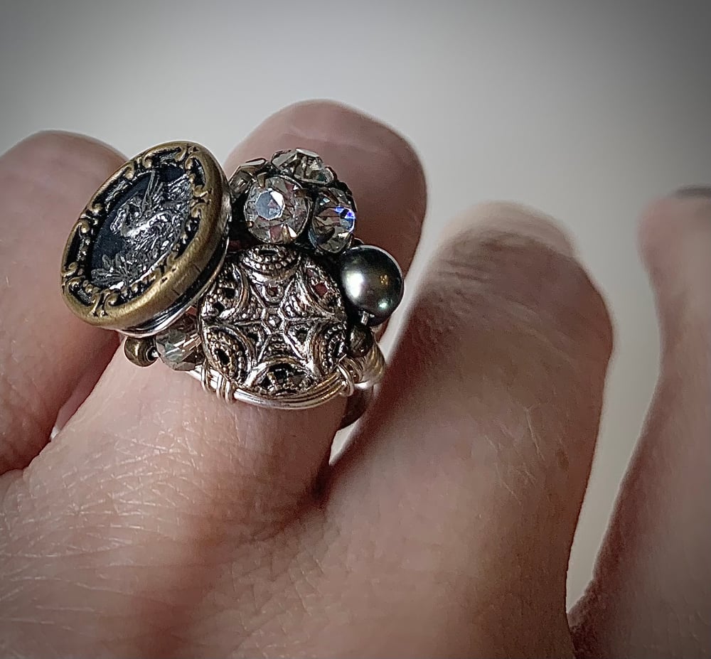 Image of "Heron" Bouquet Ring