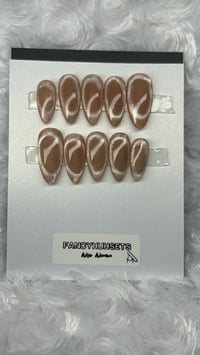 Image 1 of Shine Press On Nails 