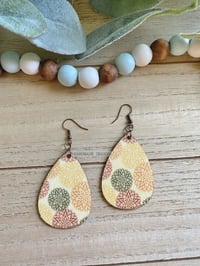 Image 1 of Dahlia Earrings 