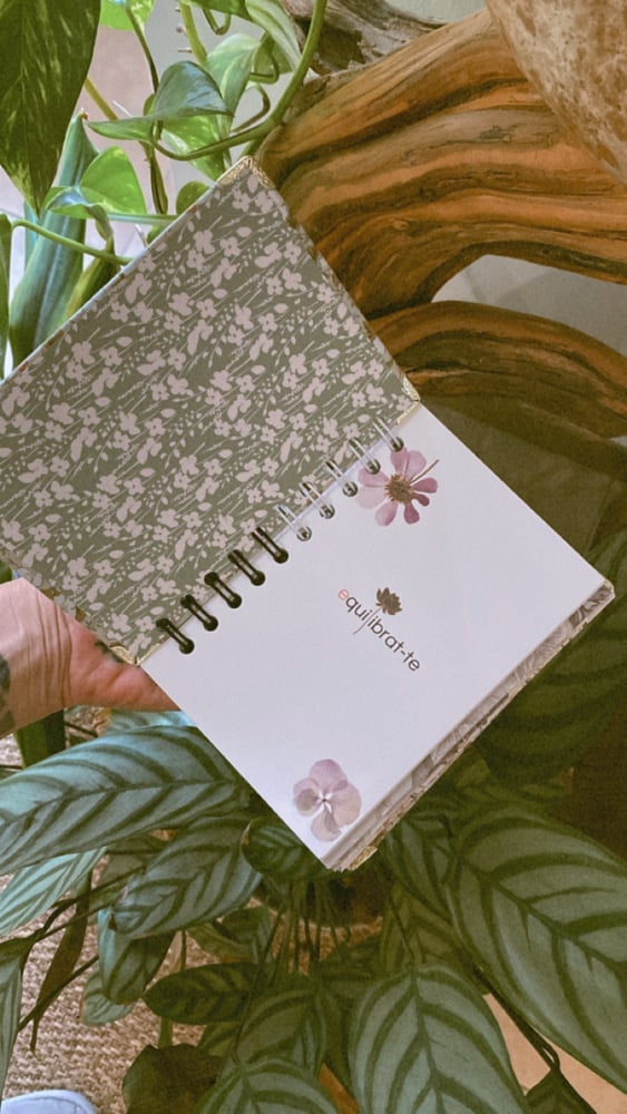 Image of libreta apuntes flores