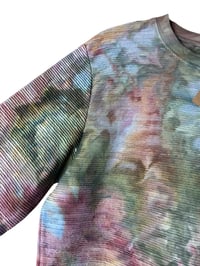 Image 8 of ♻️ UPCYCLED L Unisex Textured Pullover in Rustic Blooms Ice Dye