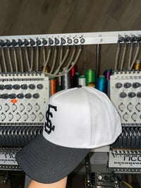 Image 2 of ES 3D Puff - 5 panel hat 