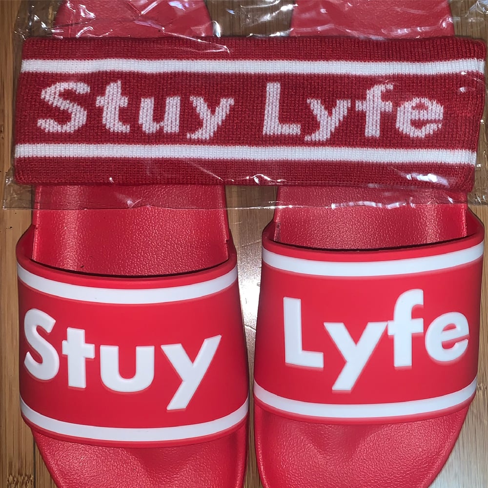 STUYLYFE SLIDES & HEADBAND PACK 