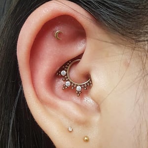 FLAT HELIX PIERCING SERVICES