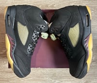 Image 2 of Jordan 5 Retro A Ma Maniére Dusk