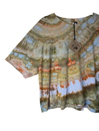 Image 4 of XXL Crop Tee in Golden Agate Ice Dye