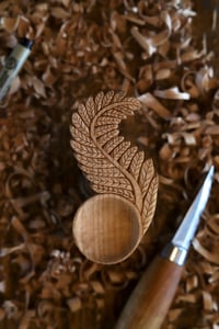 Image 4 of < Fern Leaf Scoop >