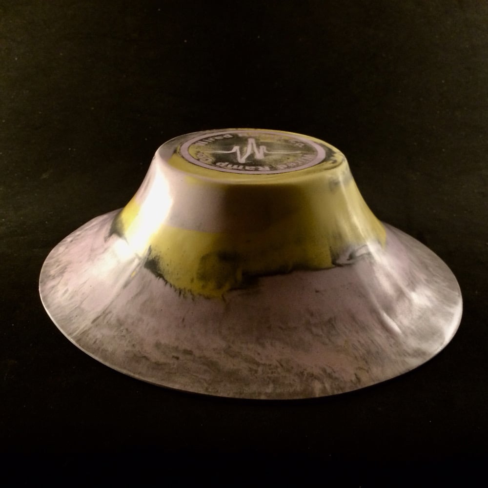 Image of Wired Ramps Volcano (Dark Grey, Yellow and Light Purple)