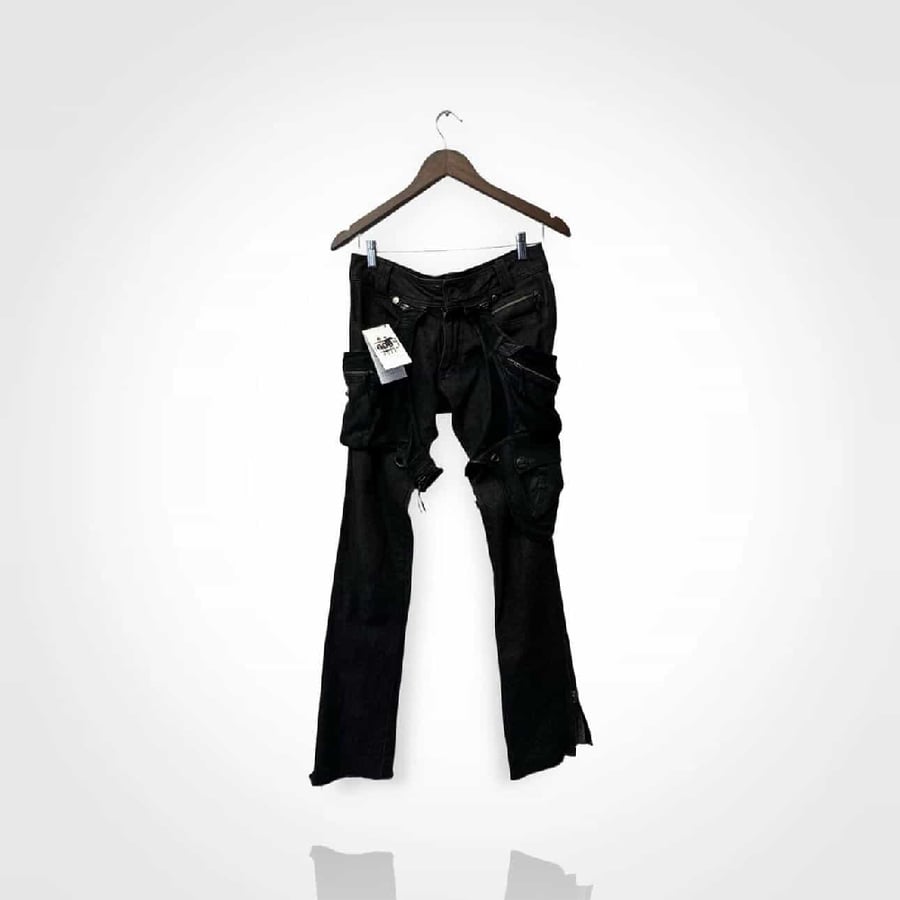 Image of 00's 14th Addiction Cargo Pants 