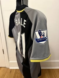 Image 5 of Tottenham Hotspur “BALE 11” 2012/13 Third Shirt + PL patches (S)