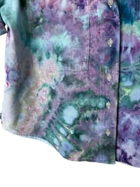 Image 4 of ♻️ UPCYCLED M Linen Blend Resort Shirt in Mermaid Watercolor Ice Dye