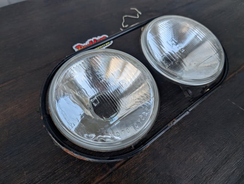 **GARAGE SALE ITEM Ruckus headlight assembly 