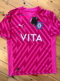 Replica 2023/24 Puma GK shirt BNWT