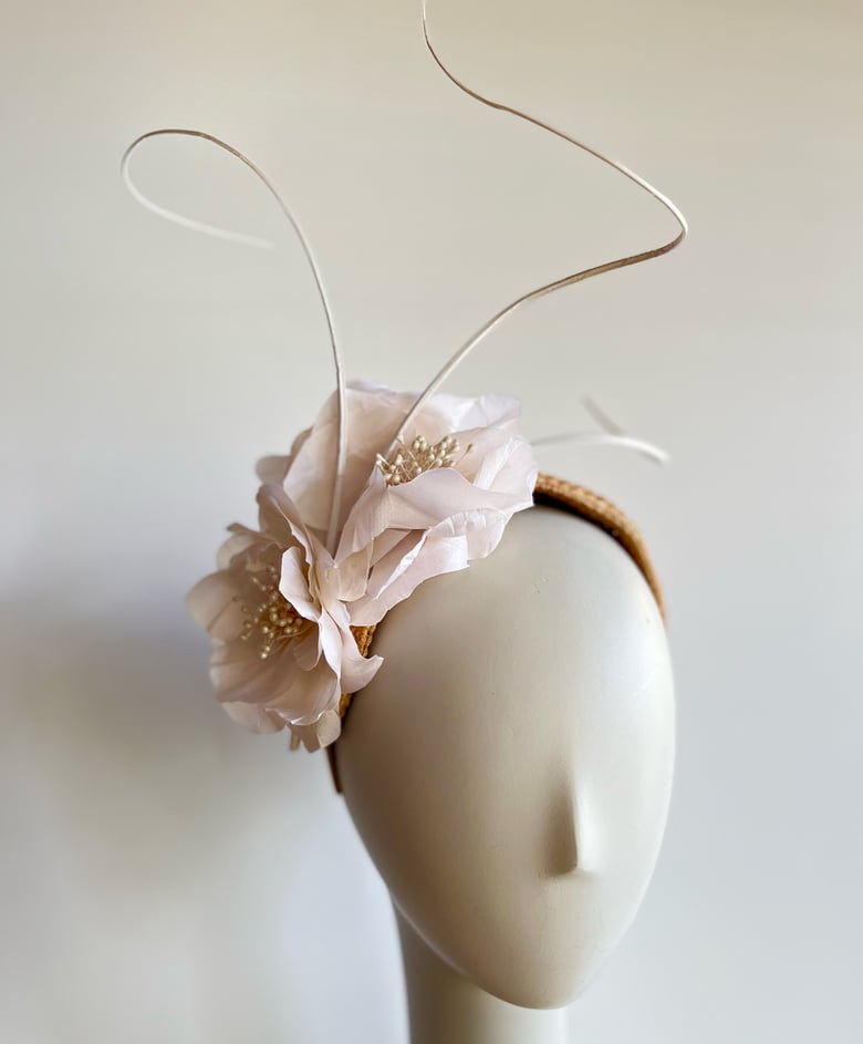 Image of Natural straw bandeau w silk flowers