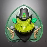 Large Sculpture: Black Hat Cowboy Frog