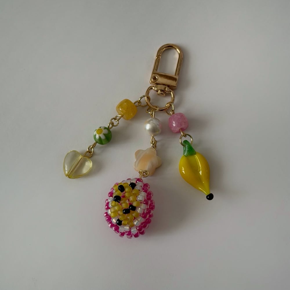 Image of passionfruit keychain