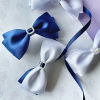 Image 1 of White and Navy Hair Bow
