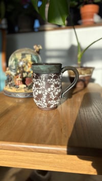 Image 5 of Skull mug 09