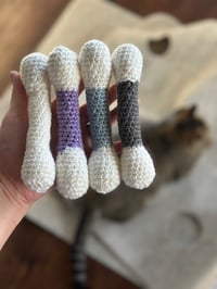 Image 2 of Q-Tip Catnip Toys