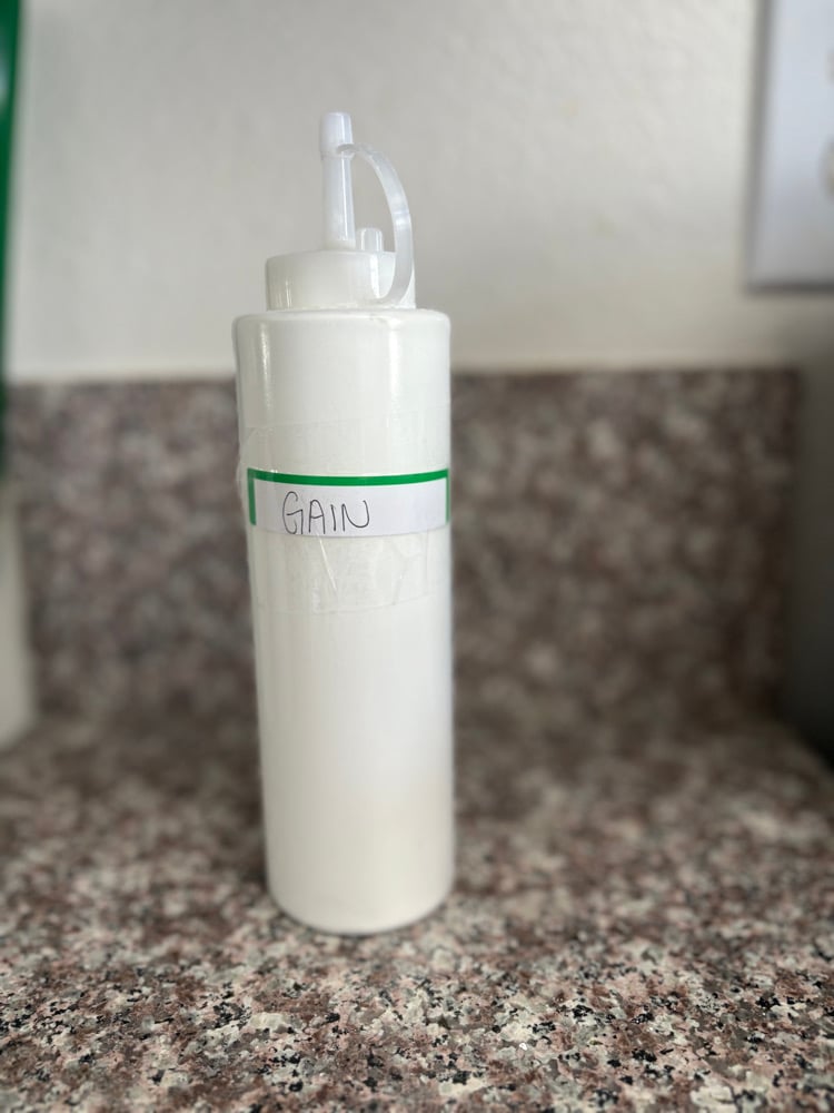 Image of Squeeze bottle 