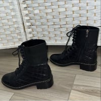 Image 5 of VINCE CAMUTO genu leather blac quilted combat boots