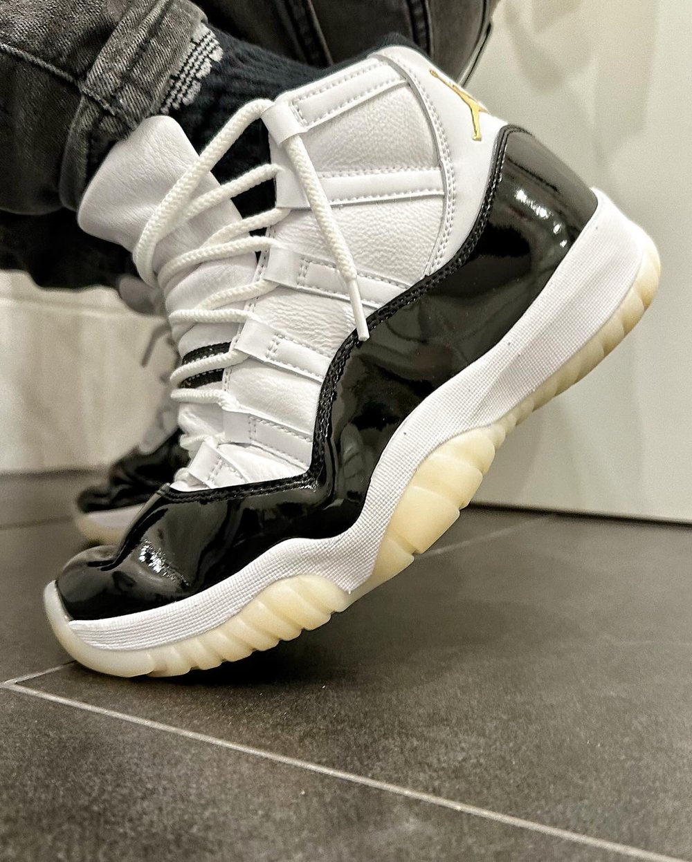 Christmas Ball Jordan 11