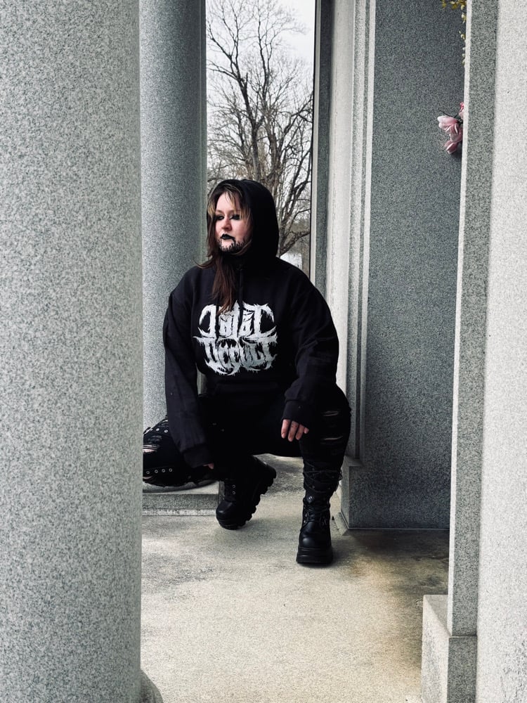 Image of 𝔅𝔞𝔯𝔟𝔢𝔡 𝔚𝔦𝔯𝔢 𝔖𝔦𝔢𝔤𝔢 (hoodie)